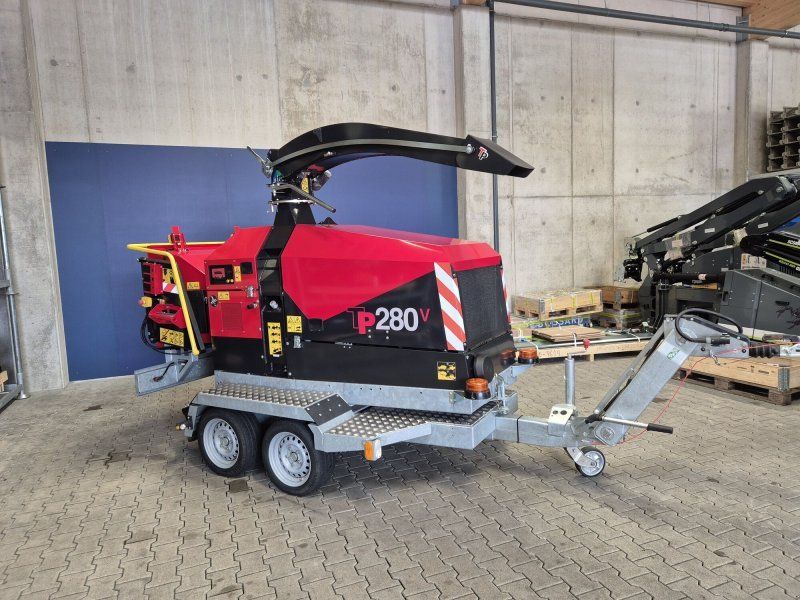 TP 280 MOBILE Holzhacker /Holzhäcksler mit Dieselmotor und 270° Dre