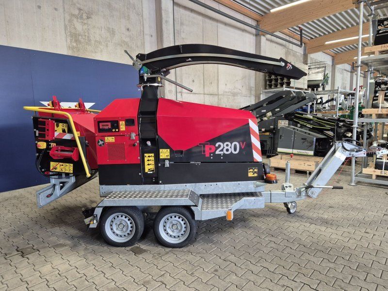 TP 280 MOBILE Holzhacker /Holzhäcksler mit Dieselmotor und 270° Dre