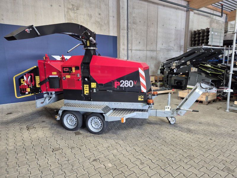 TP 280 MOBILE Holzhacker /Holzhäcksler mit Dieselmotor und 270° Dre