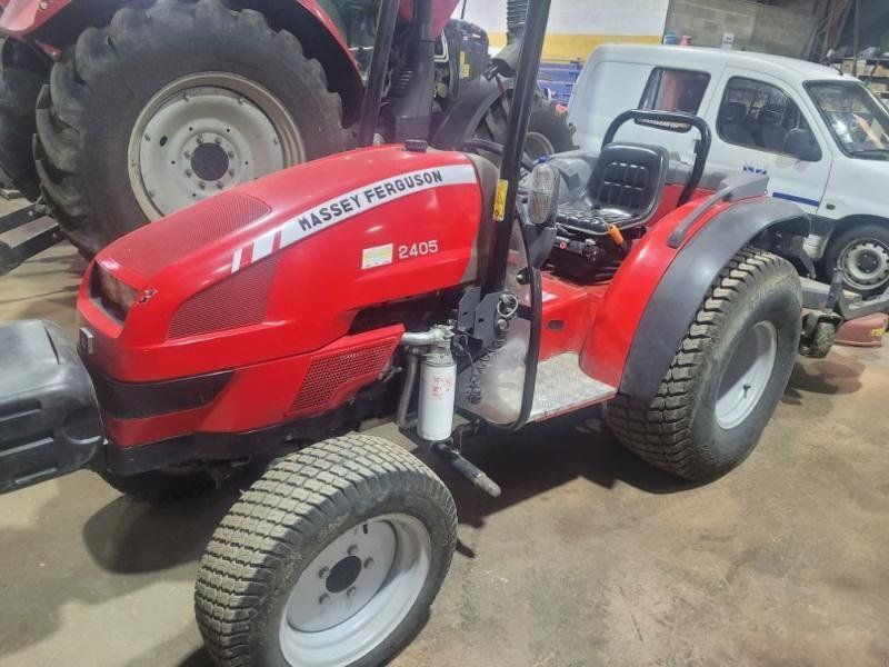 Massey Ferguson 2405