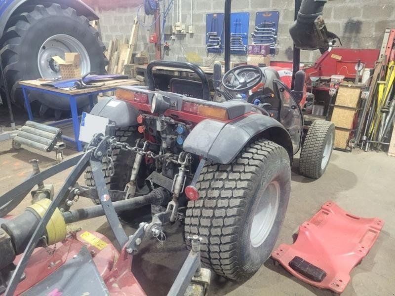 Massey Ferguson 2405