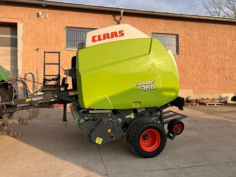 Claas Variant 365 RC