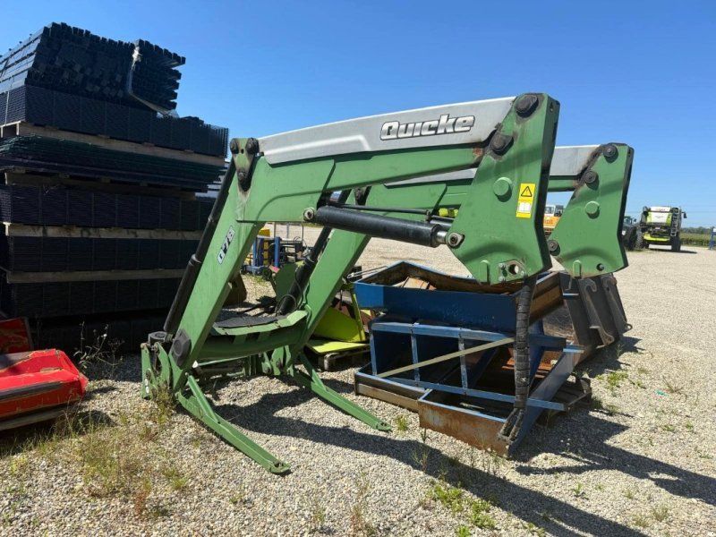 Quicke Frontlader Q78 & Frontladerkonsole für Fendt 724