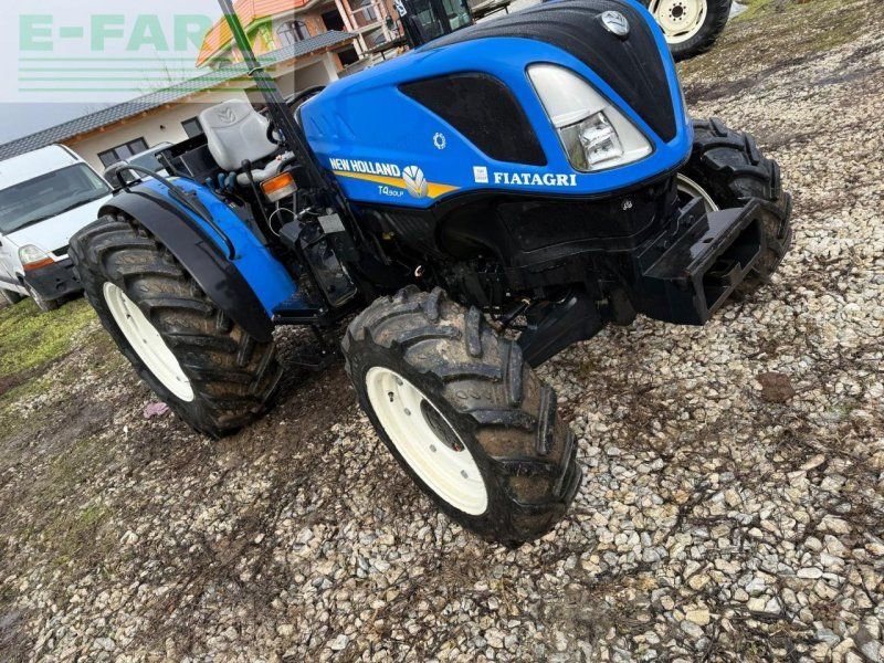 New Holland T4.90
