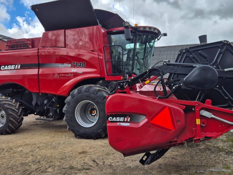 Case IH Axial Flow 7140 4WD og med Xflow