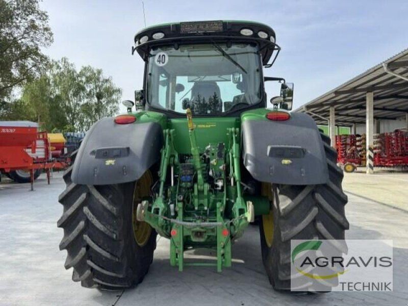 John Deere 8245R