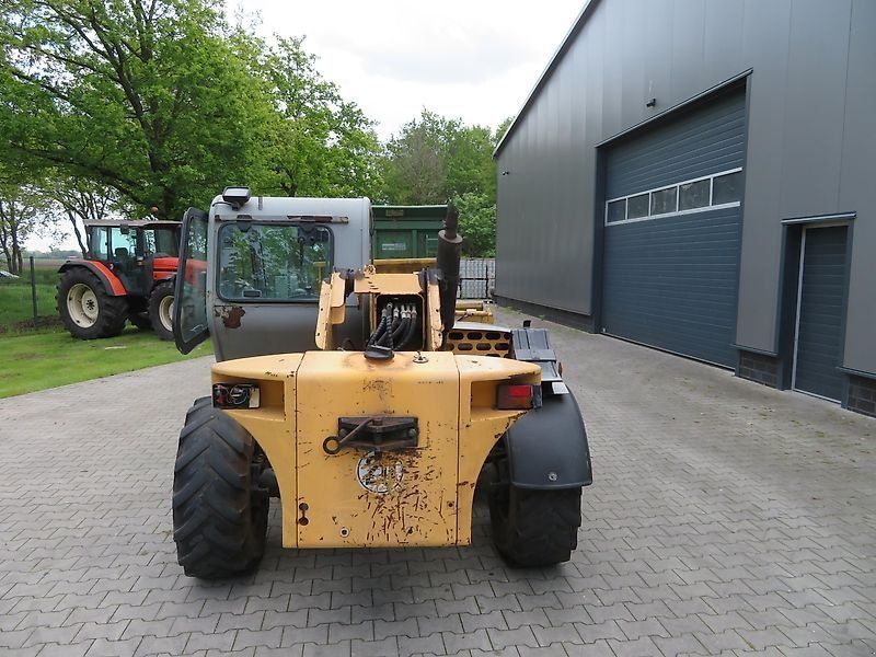 Sambron T2526 mit 2x Schaufel