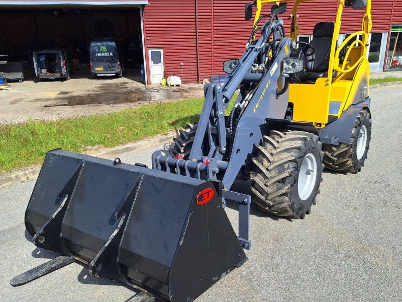 Eurotrac W12S