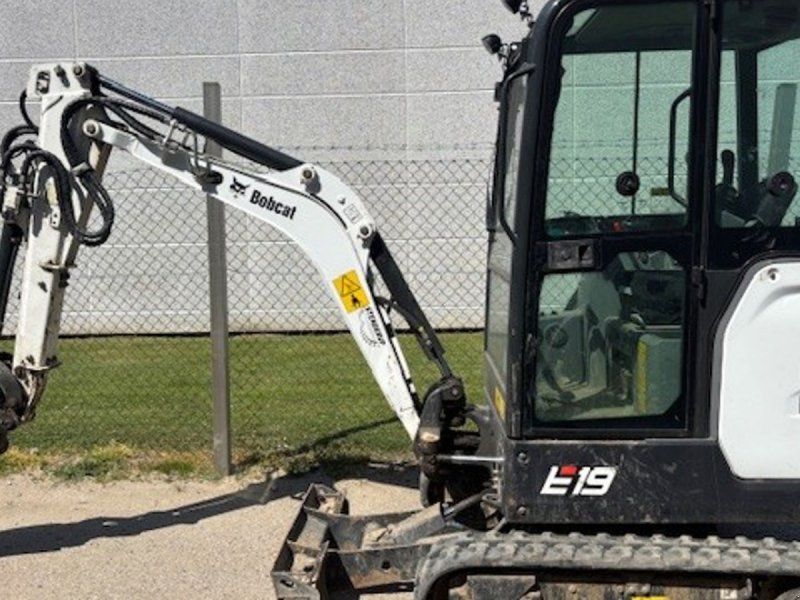 Bobcat E19