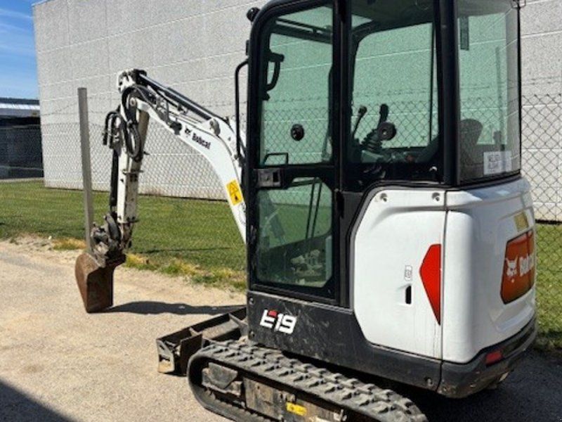 Bobcat E19