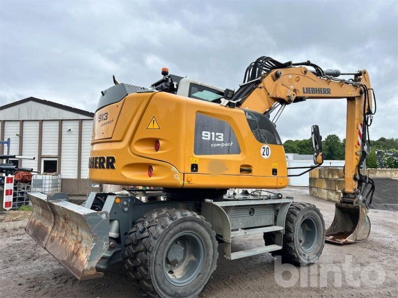 Liebherr A 913 Compact Litronic
