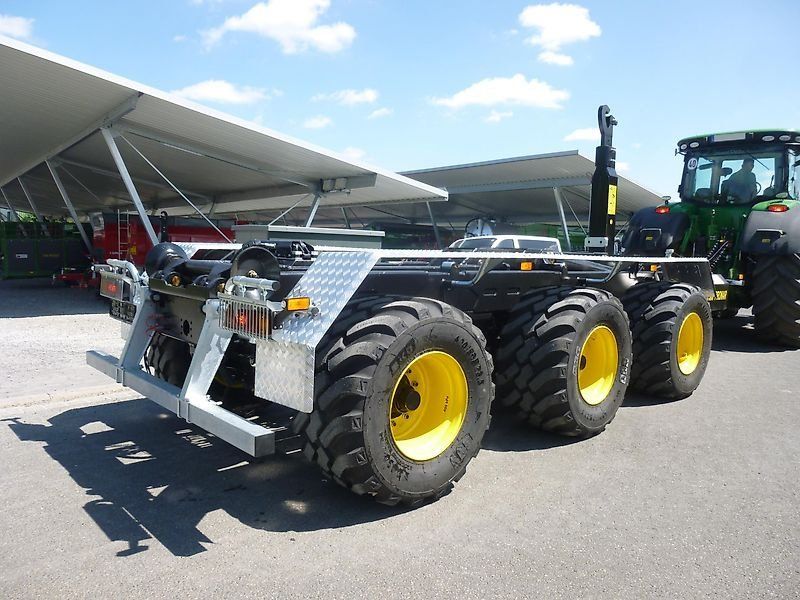 Pronar T 386 Hakenanhänger 34 to Zwangslenkung Parabel-Fahrwerk