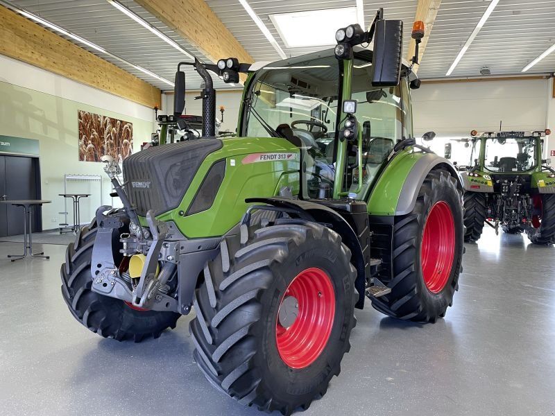Fendt 313 VARIO S4 PROFI