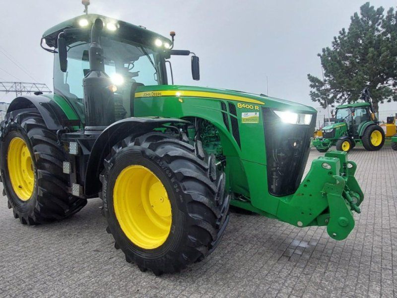 John Deere 8400R