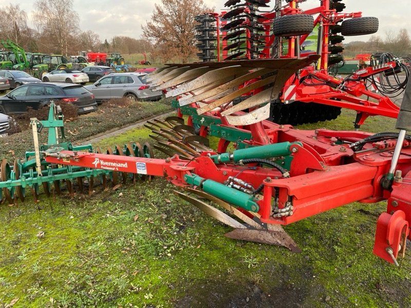 Kverneland 100-300 Packomat