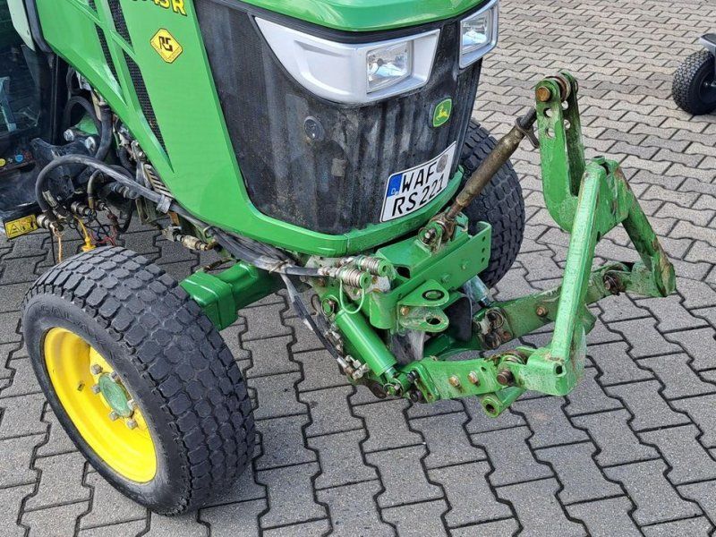 John Deere 3045R