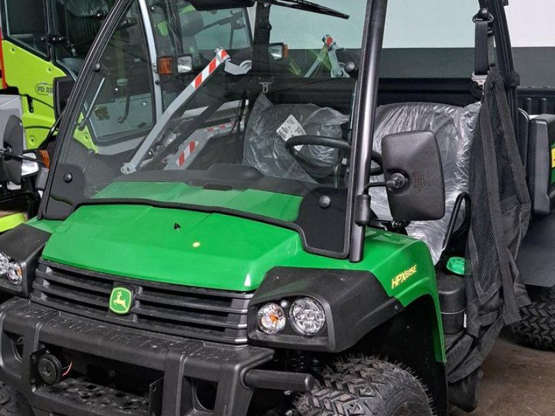 John Deere Gator