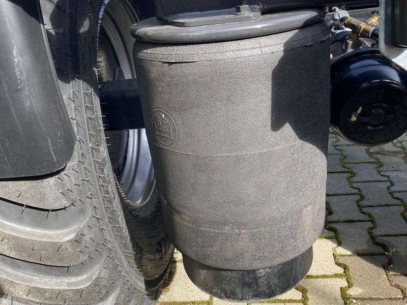 Annaburger DTS 12B.00 achse mit Jost Sattelkupplung