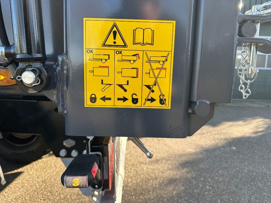 Palmse Trailer PT600E-1A bakkenwagen bakkenkar kipper dumper