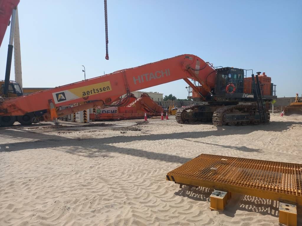 Hitachi EX1200-7 Longreach 28m (Saudi Arabia)