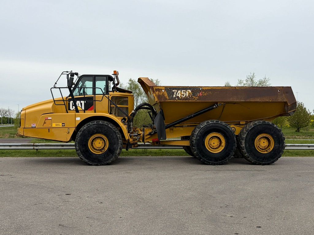 Caterpillar 745C