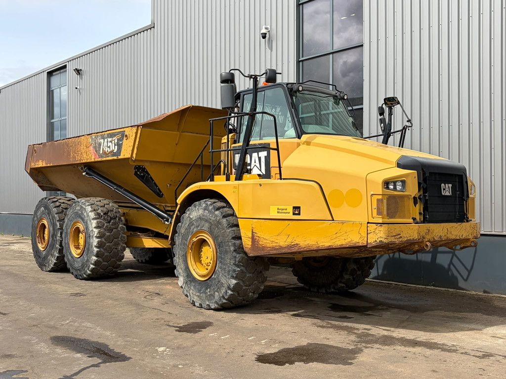 Caterpillar 745C