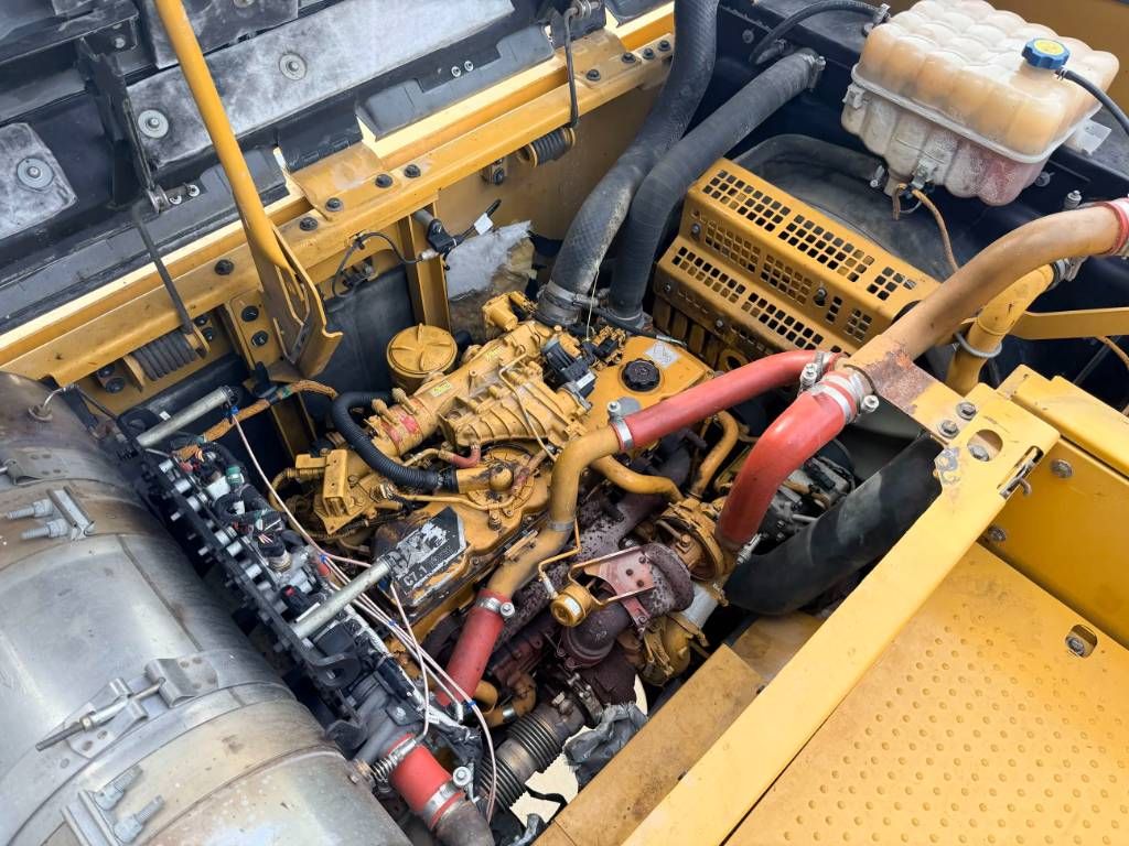 CAT 329E LN