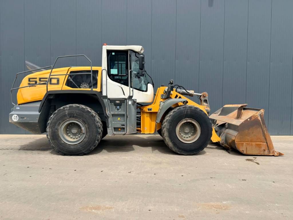 Liebherr L550 Xpower
