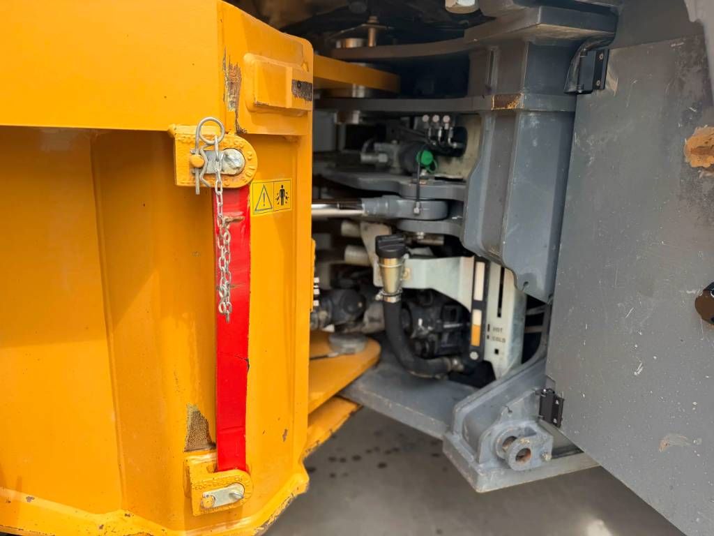 Liebherr L550 Xpower