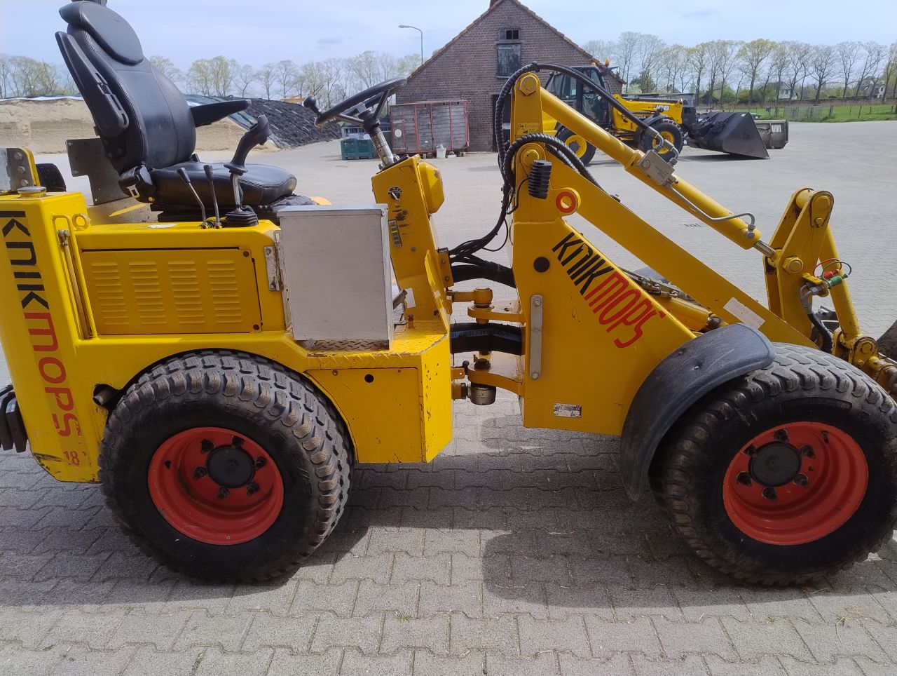 Knikmops 180 goede staat