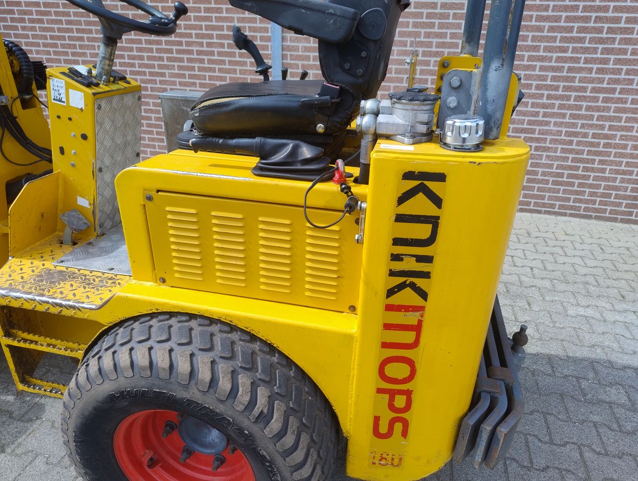 Knikmops 180 goede staat