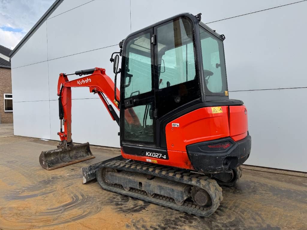 Kubota KX027-4 - Hammer Lines / Quick Coupler