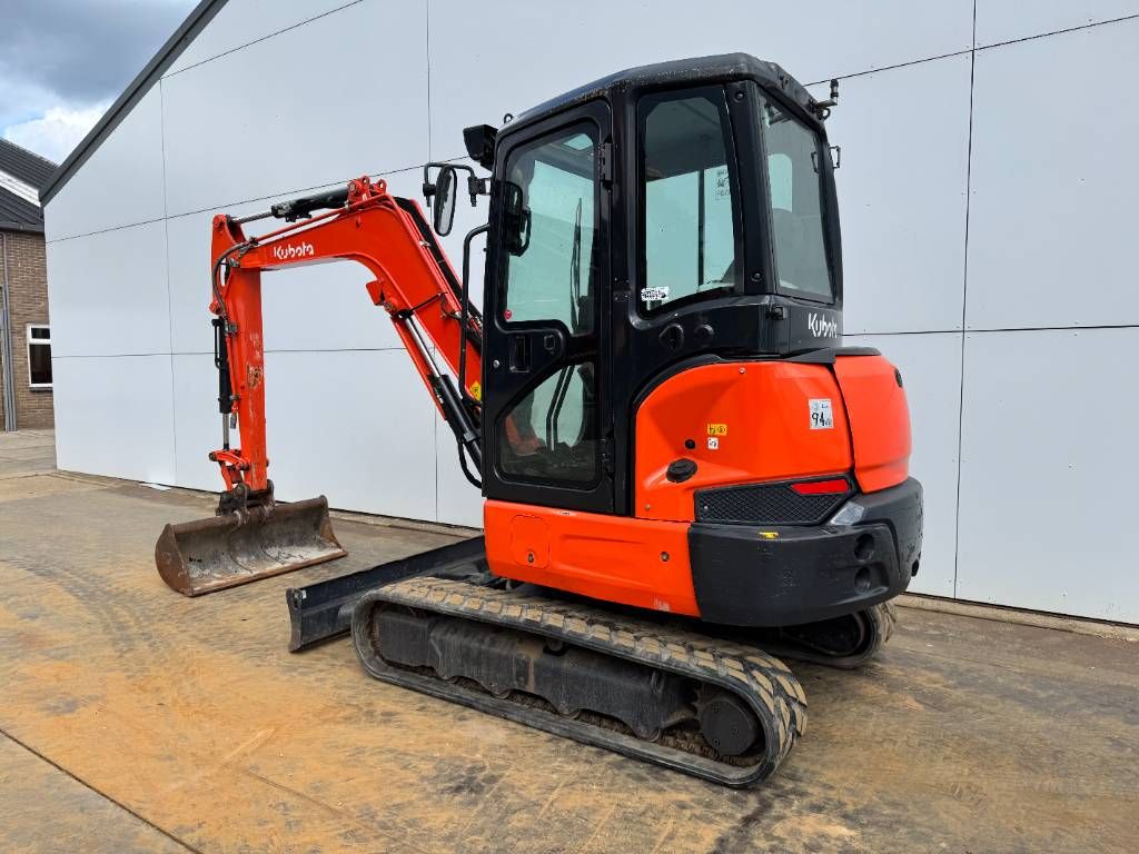 Kubota KX037-4 - Hammer Lines / Quick Coupler