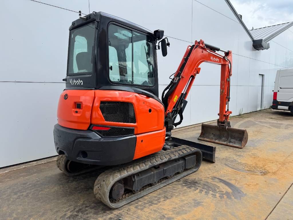 Kubota KX037-4 - Hammer Lines / Quick Coupler