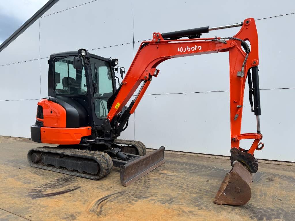 Kubota KX037-4 - Hammer Lines / Quick Coupler