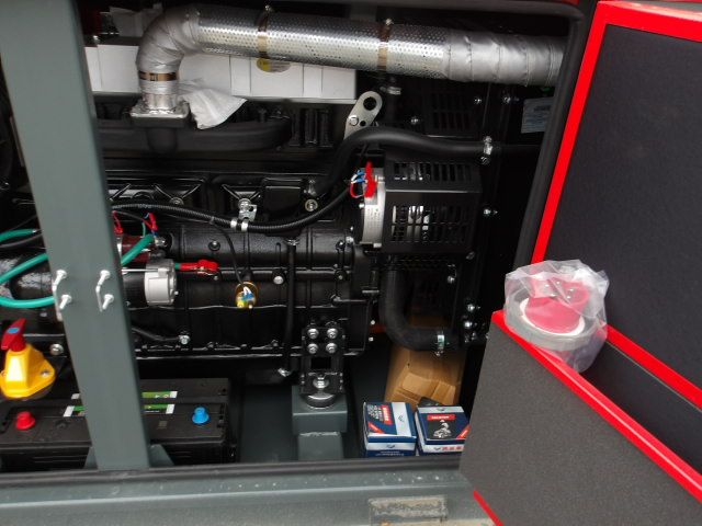 3x noodstroom aggregraat / generator