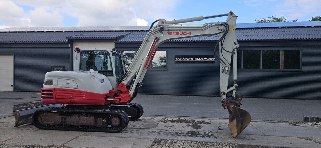 Takeuchi TB285