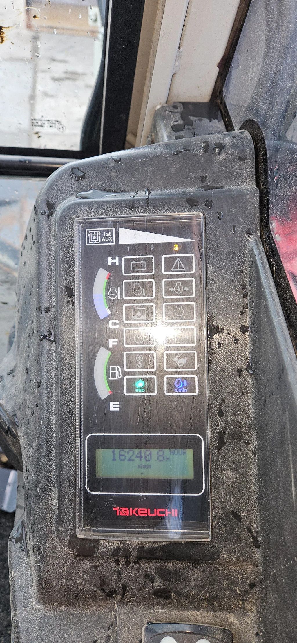 Takeuchi TB285