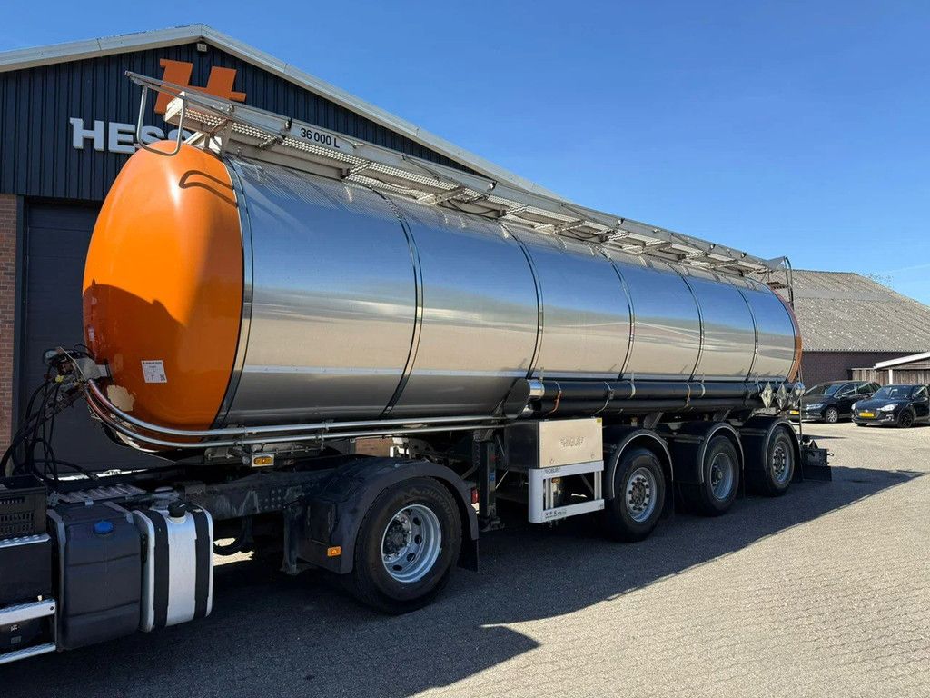 Hobur O-3-43 T SPECIAL HOBUR 36m3 ADR Borger pomp 2x stuuras RVS geisoleerd