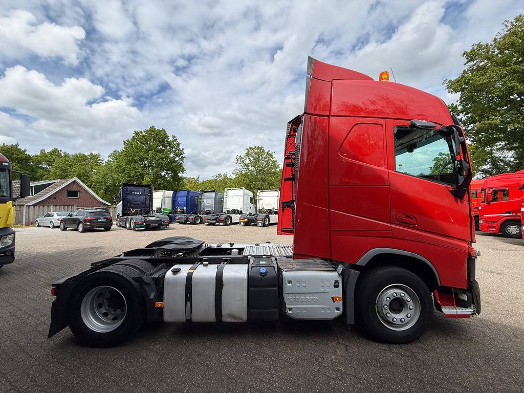 Volvo FH 460 Globetrotter 2x tank NL Truck APK/TUV 01-2027