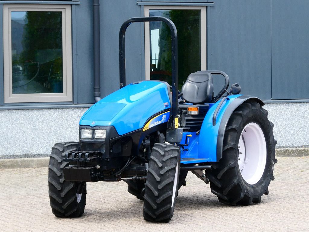 New Holland TCE50 4wd / 03113 Draaiuren / Brede Akkerbanden