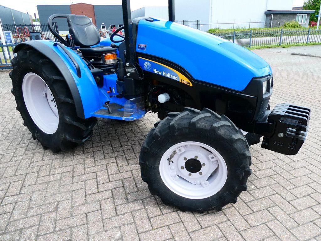 New Holland TCE50 4wd / 03113 Draaiuren / Brede Akkerbanden