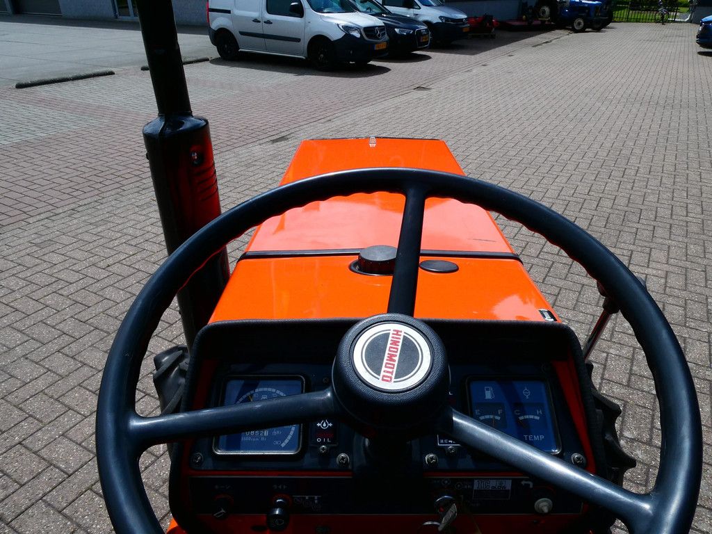 Hinomoto E2004 4wd / 0852 Draaiuren / Miditrekker
