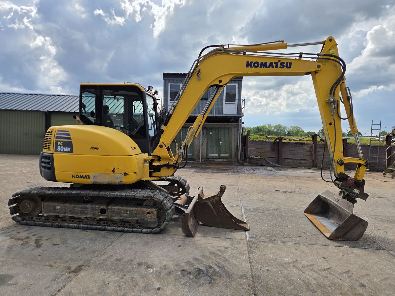 Komatsu PC80MR-3