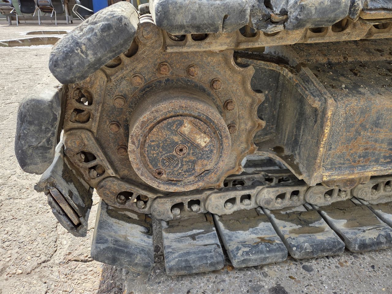 Komatsu PC80MR-3