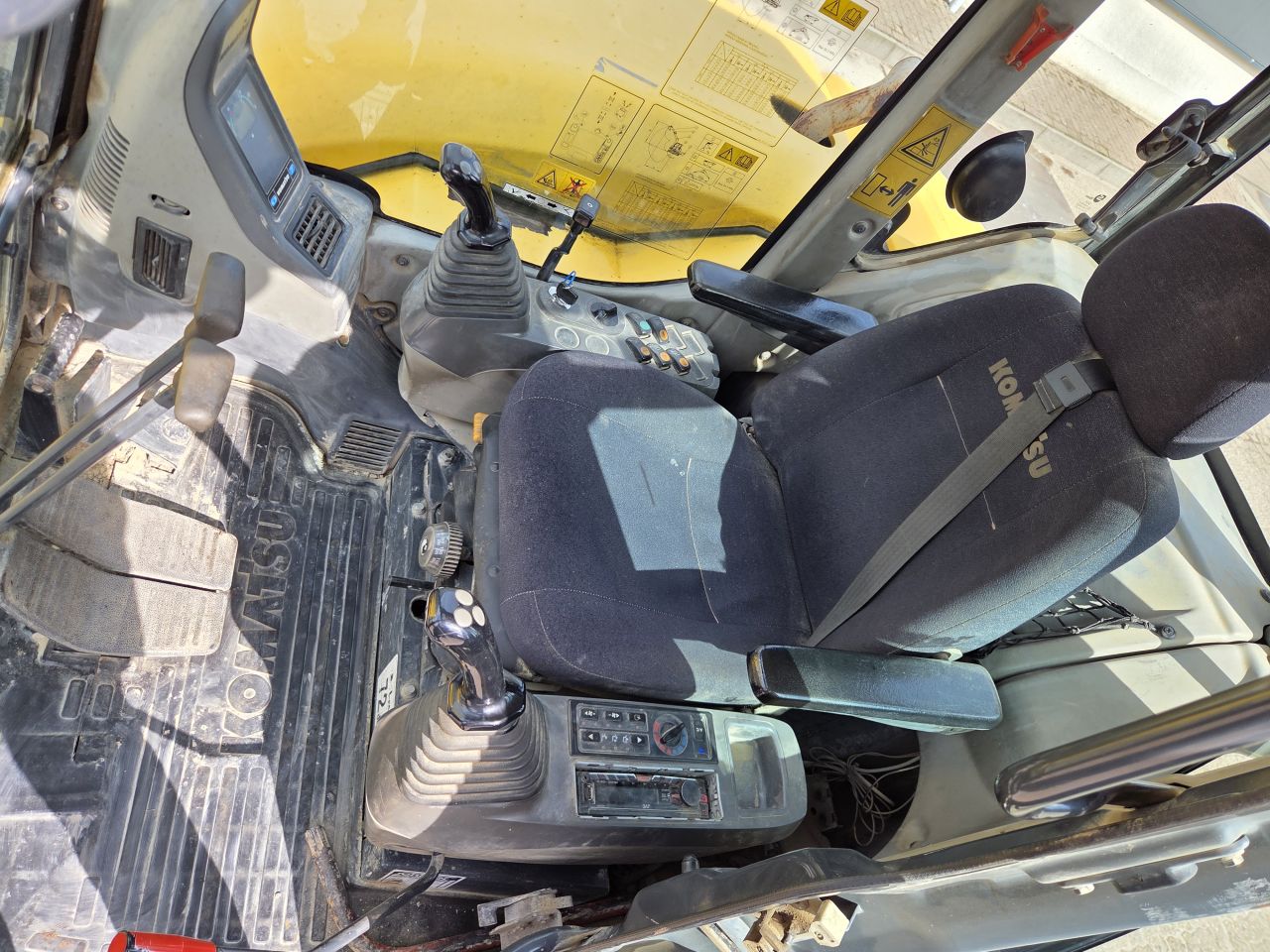 Komatsu PC80MR-3