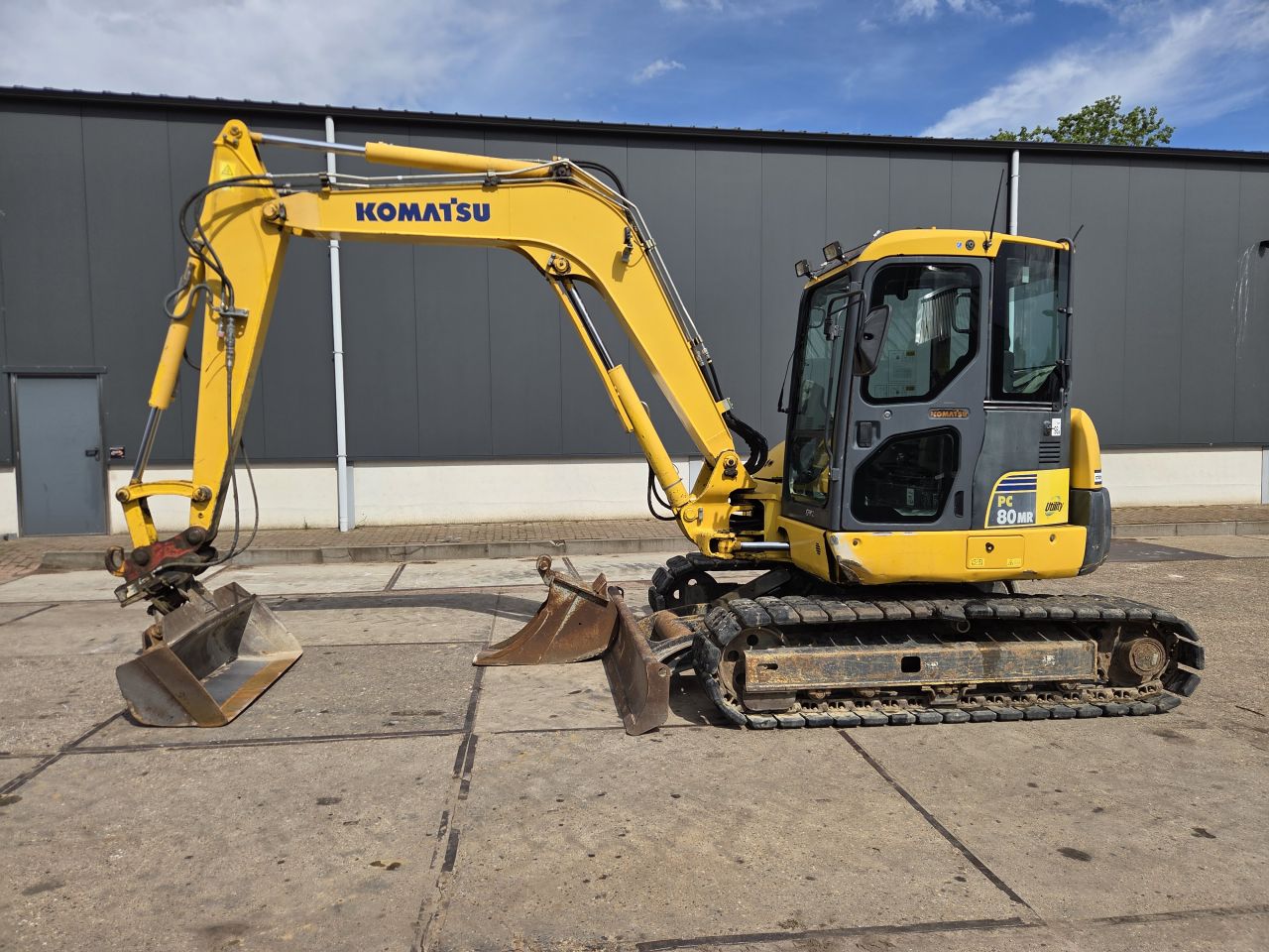 Komatsu PC80MR-3