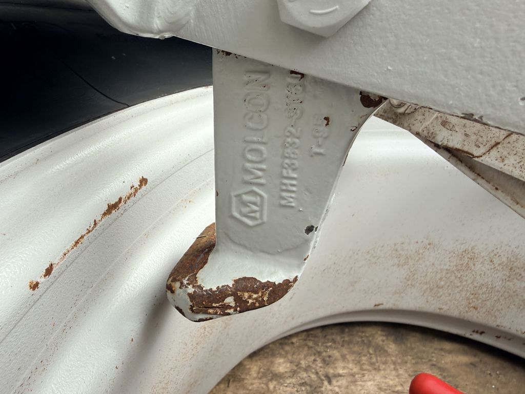 Molcon Dubbellucht 5-ster 18.4R38 Michelin