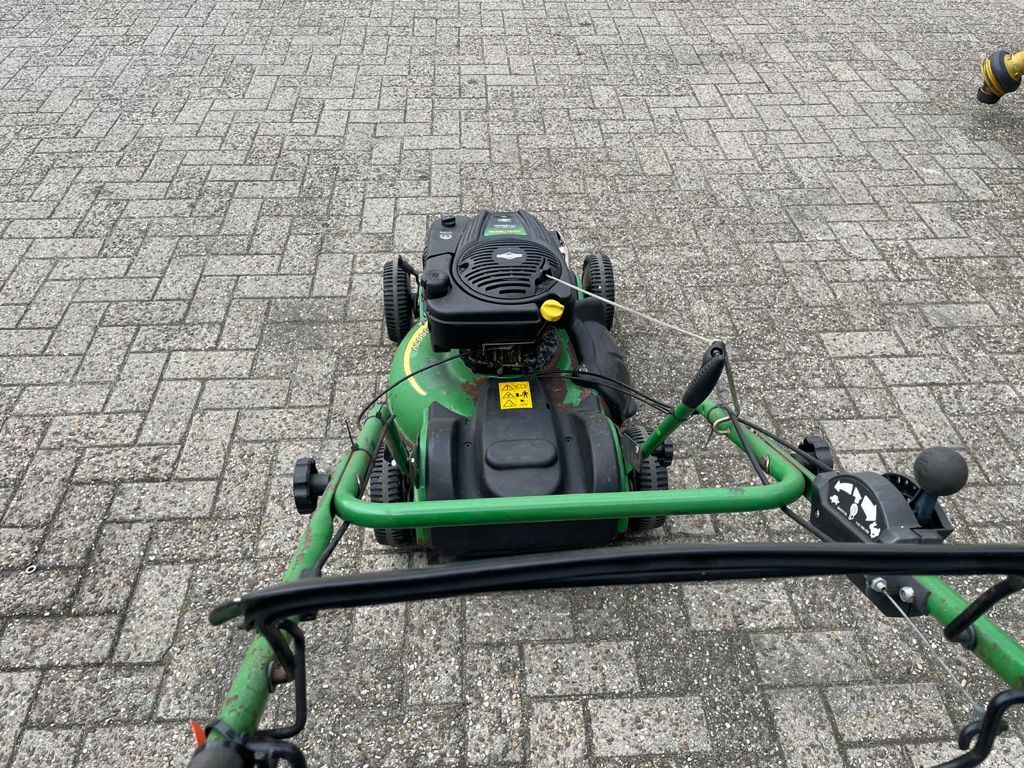 John Deere JS63V