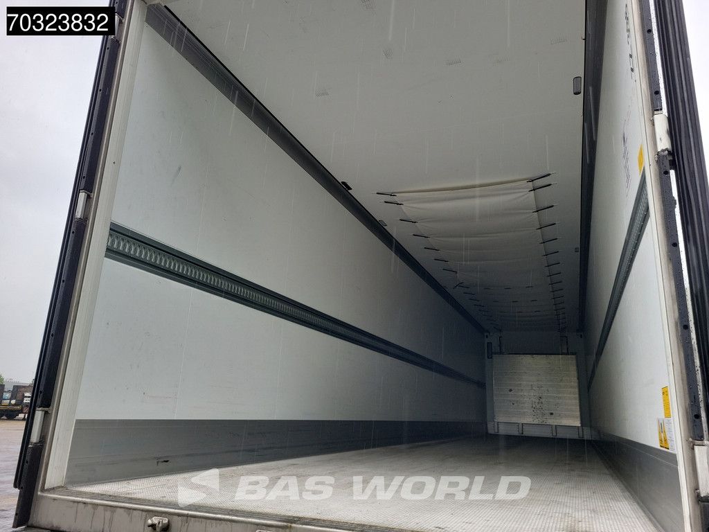 Schmitz SCB*S3 3 axles FRC Blumenbreit Pallettenkasten